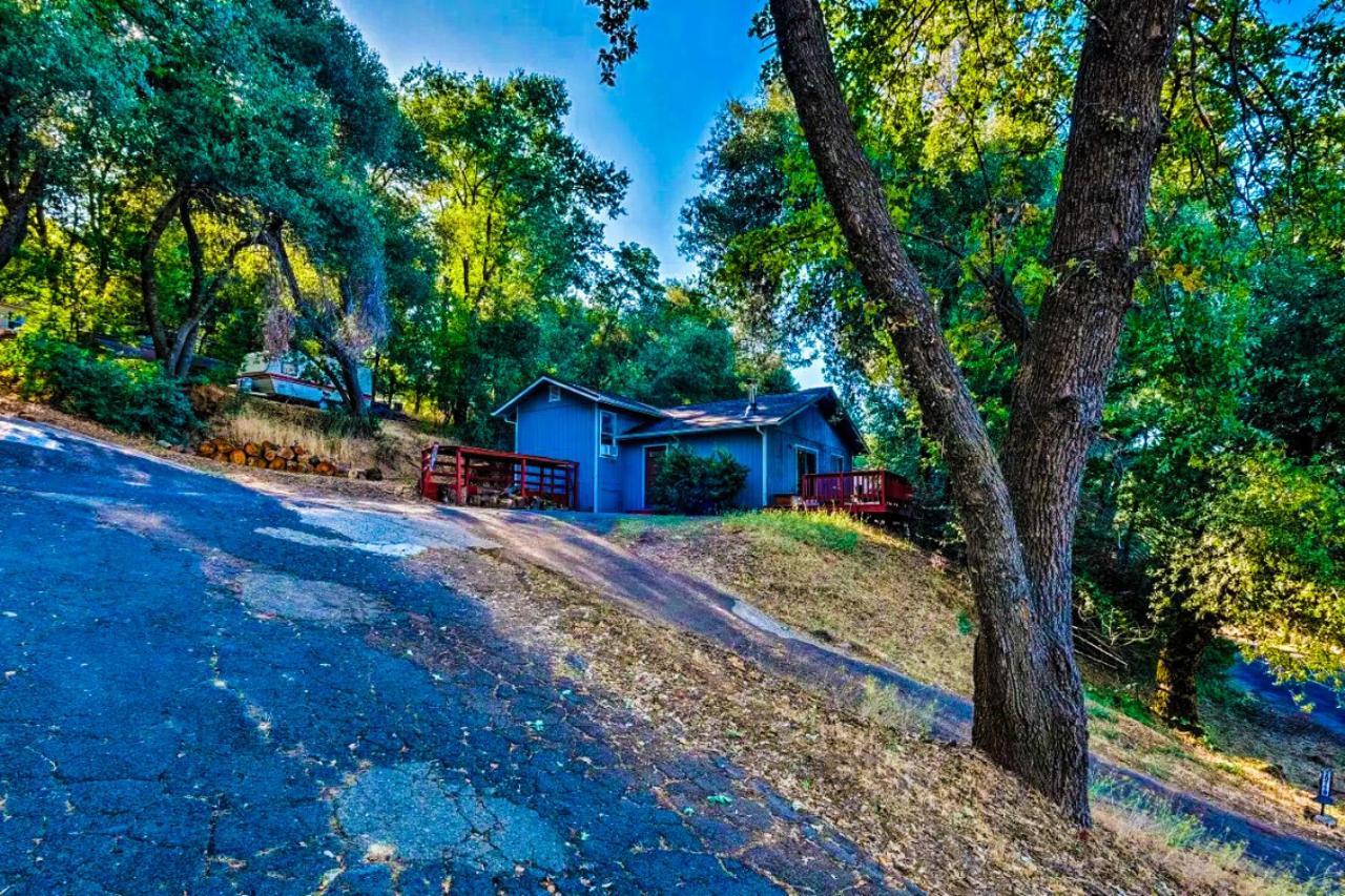 New! Cozy & Secluded House W/Deck - Near Yosemite! Villa Tuolumne Luaran gambar