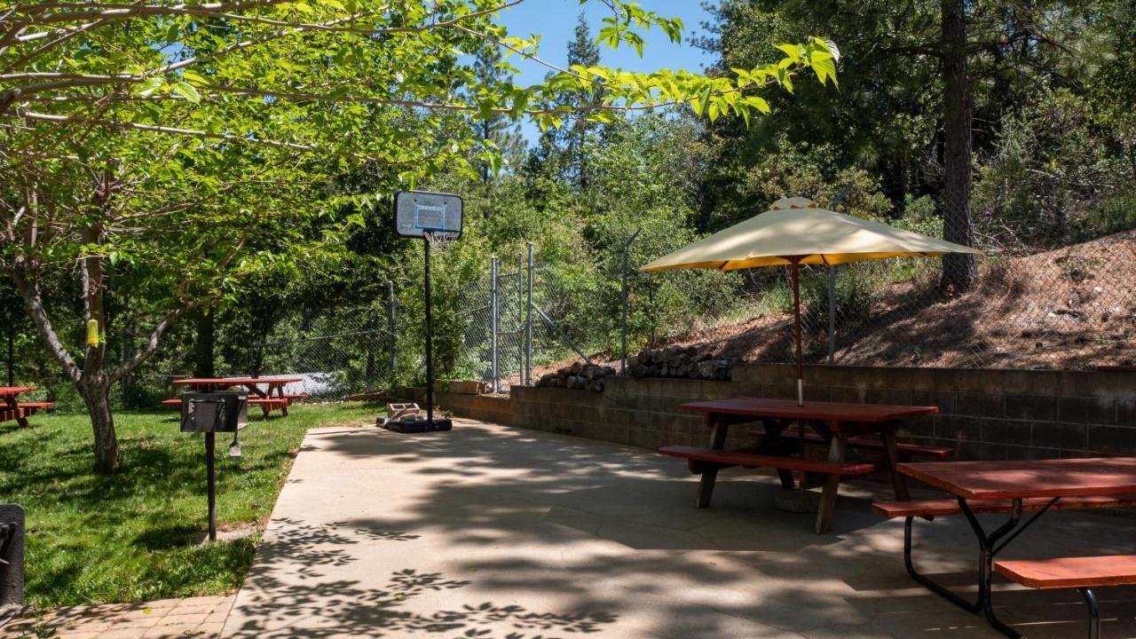 New! Cozy & Secluded House W/Deck - Near Yosemite! Villa Tuolumne Luaran gambar